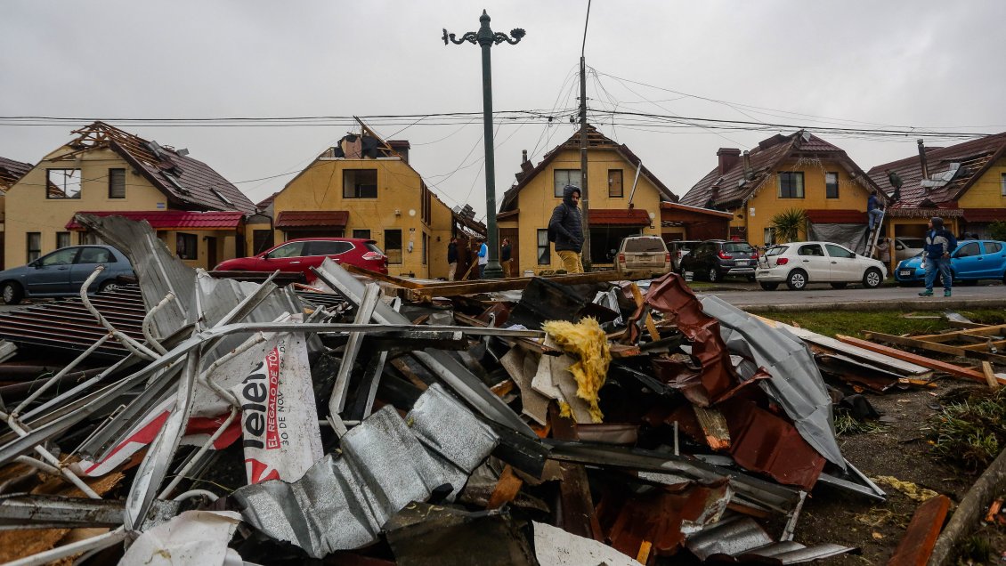 Gobierno entregará tarjetas con dinero a familias afectadas por tornado