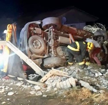 Graneros: Hombre murió al volcar e impactar vehículo contra pandereta