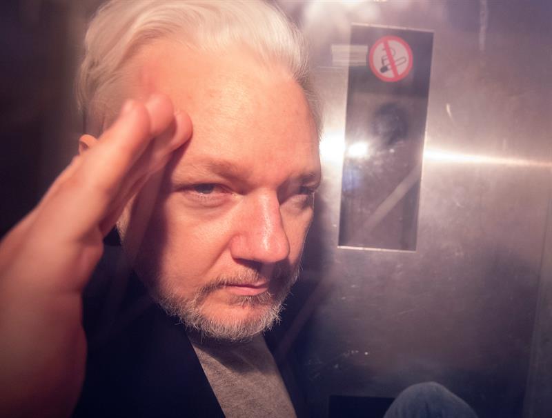 Tribunal sueco rechazó emitir orden de detención contra Assange por violación