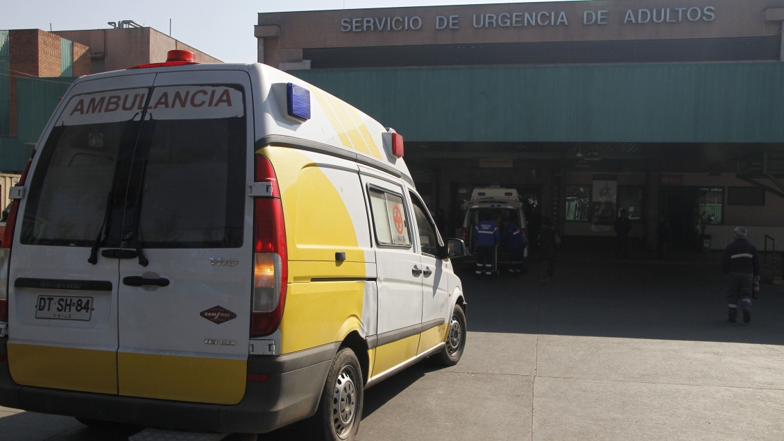 Funcionarios del Hospital San José: Reunión con Minsal terminó 