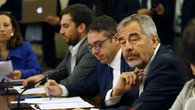 Comisión de Trabajo postergó elección de su presidente por falta de acuerdo