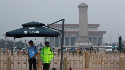  El silencio oficial de China recubre una Plaza de Tiananmen blindada  