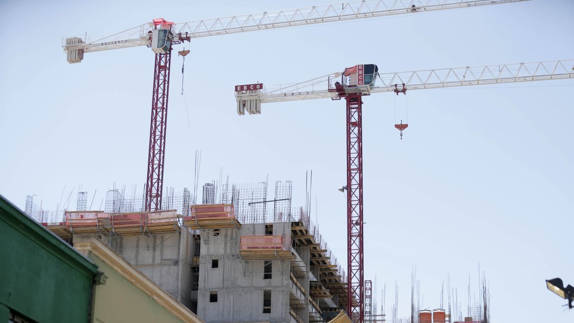 Economía chilena creció 2,1 por ciento en abril