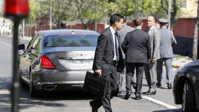 Carabineros redujo escoltas a autoridades: Funcionarios fueron destinados a labores operativas