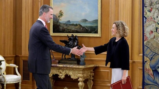 El rey de España inició consultas con partidos para proponer jefe de Gobierno