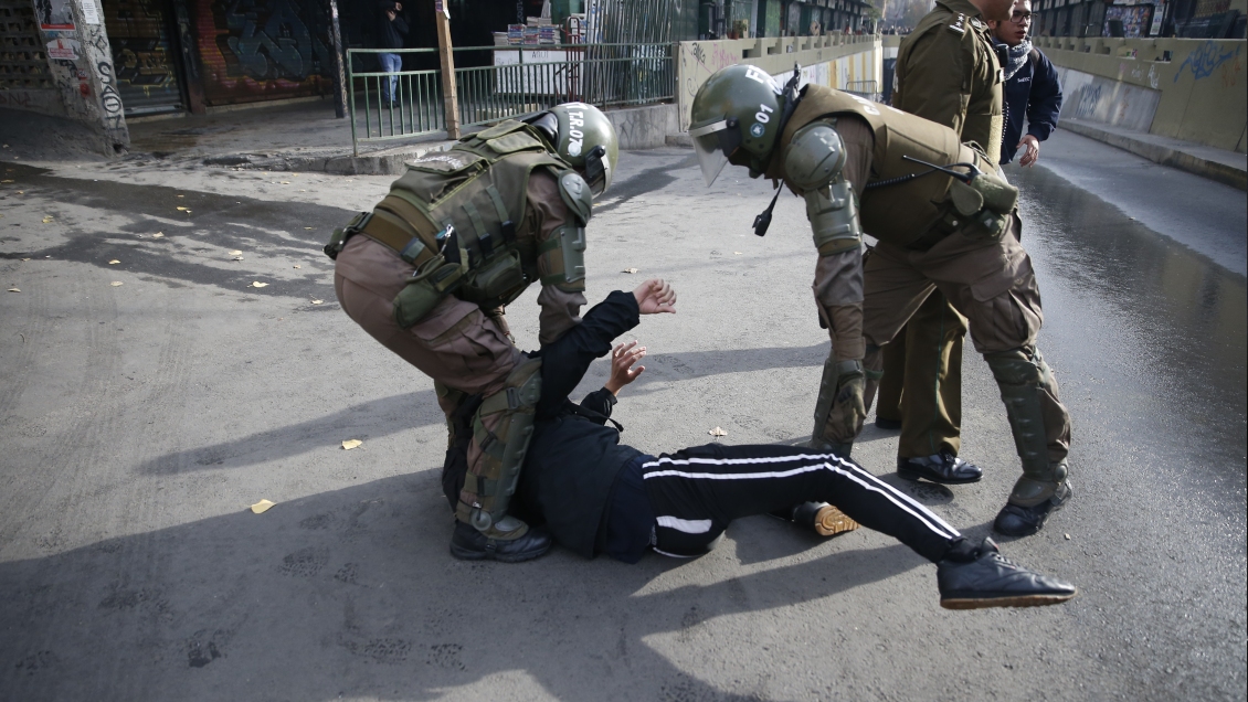 Una veintena de estudiantes fueron detenidos en incidentes del Instituto Nacional
