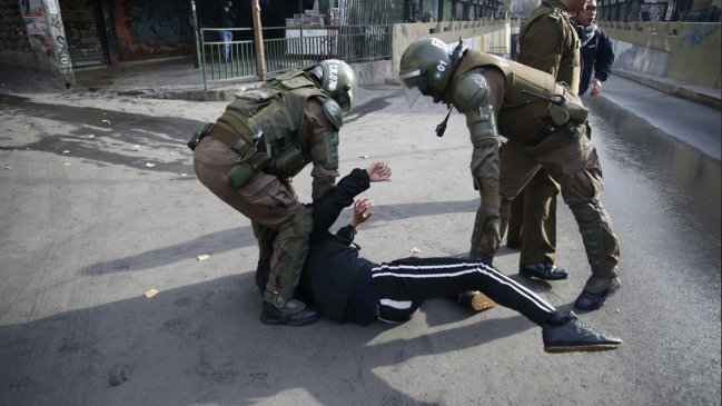 Una veintena de estudiantes fueron detenidos en incidentes del Instituto Nacional