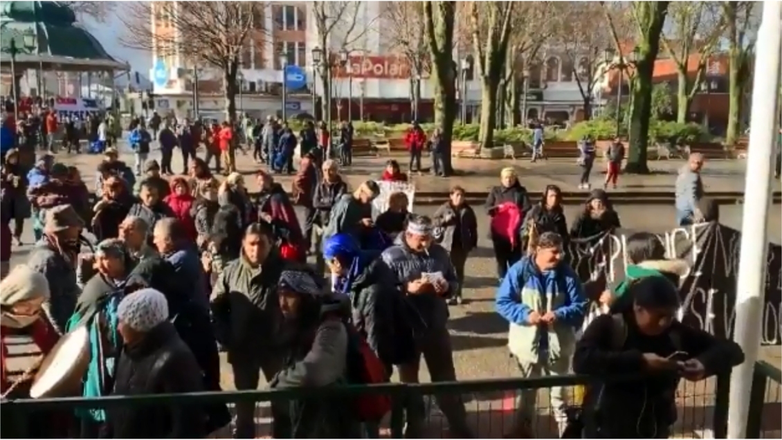 Toma mapuche en Seremi de Los Ríos dejó 35 detenidos