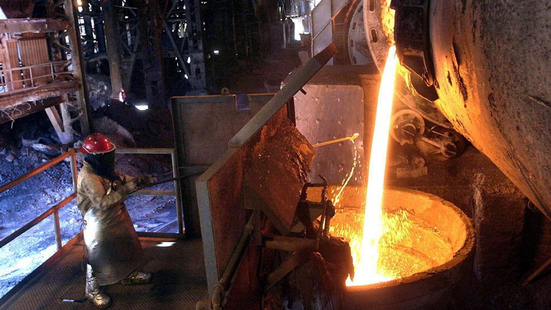 El cobre anotó su menor precio en dos años