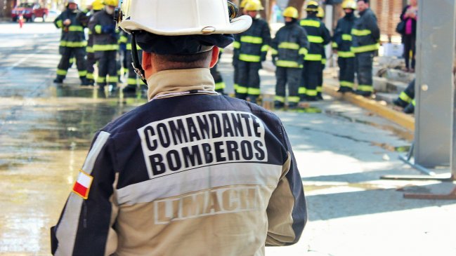 Incomprensible: Cuartel de Bomberos fue baleado en Limache
