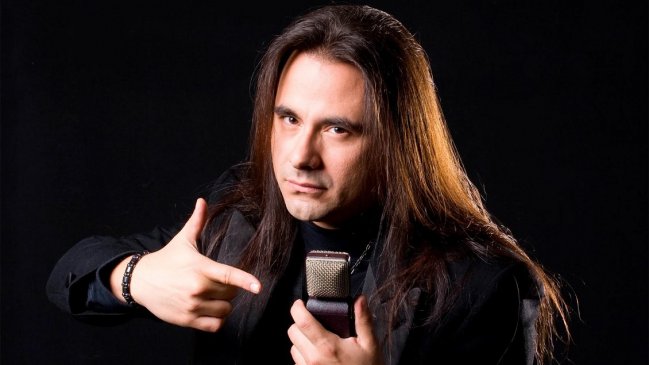 Murió Andre Matos, vocalista y fundador de Angra