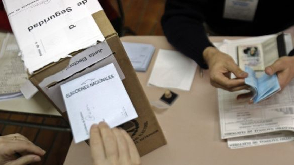 Los gobernadores de cuatro provincias argentinas fueron reelegidos en las urnas