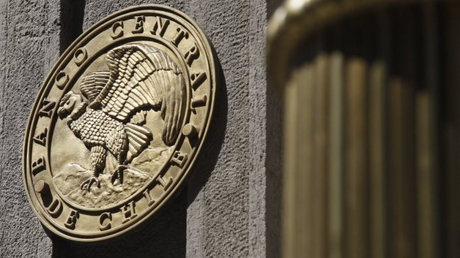 IPoM: Banco Central oficializó baja en proyección de crecimiento para Chile