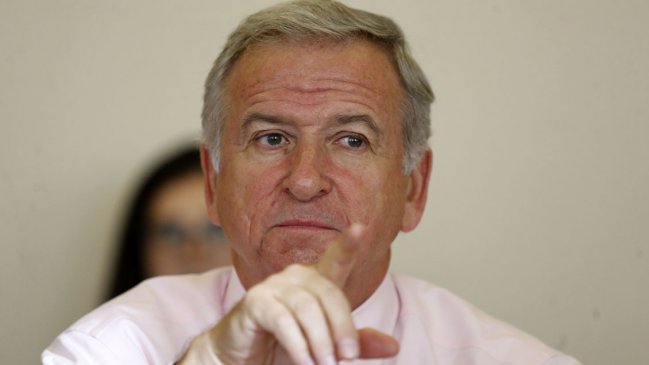 Larraín y baja en proyección de crecimiento: El Gobierno es más optimista que el Banco Central