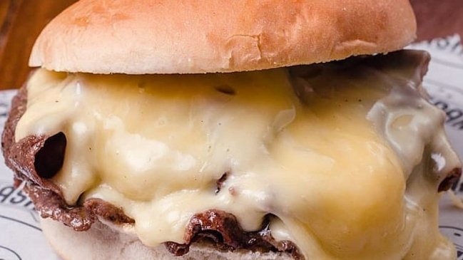 Día del Barros Luco: Lanzan ofertas para festejar con el tradicional sándwich