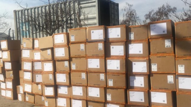 Delincuentes robaron camión con miles de zapatillas en San Bernardo