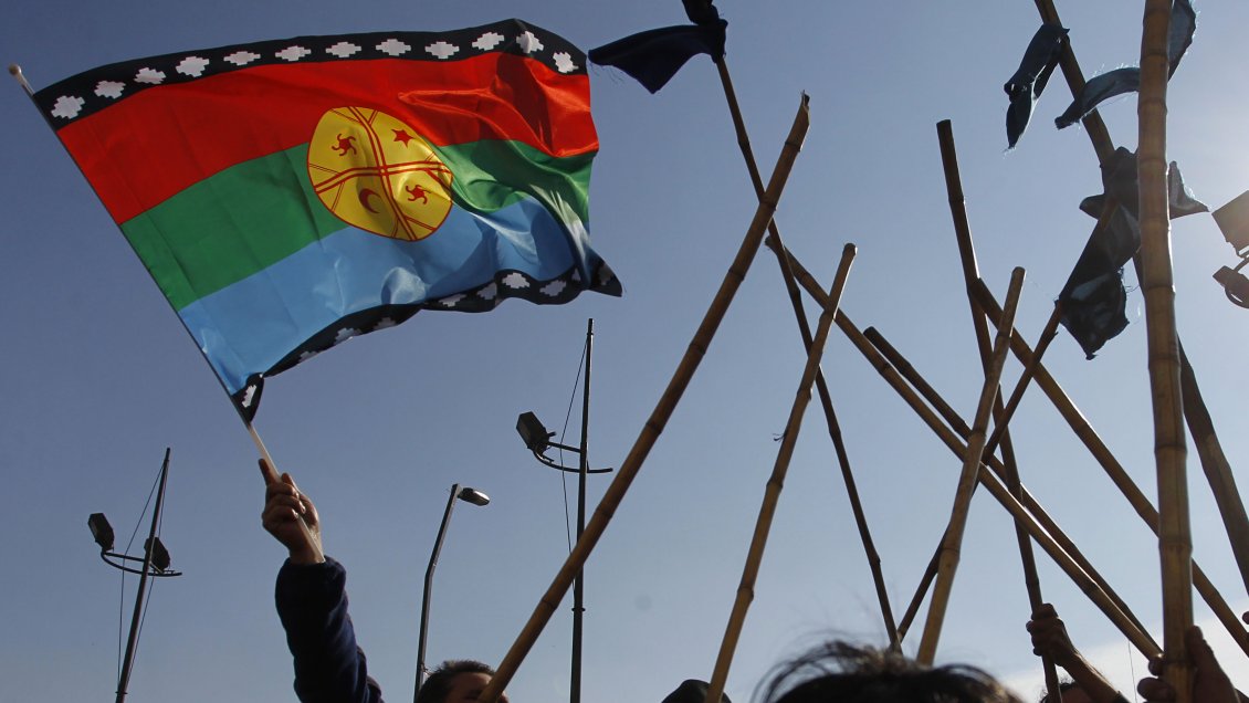 Diputados se descuelgan de histórica reunión con dirigentes mapuche
