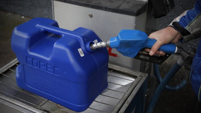 Precio de la parafina caerá más de 30 pesos por litro