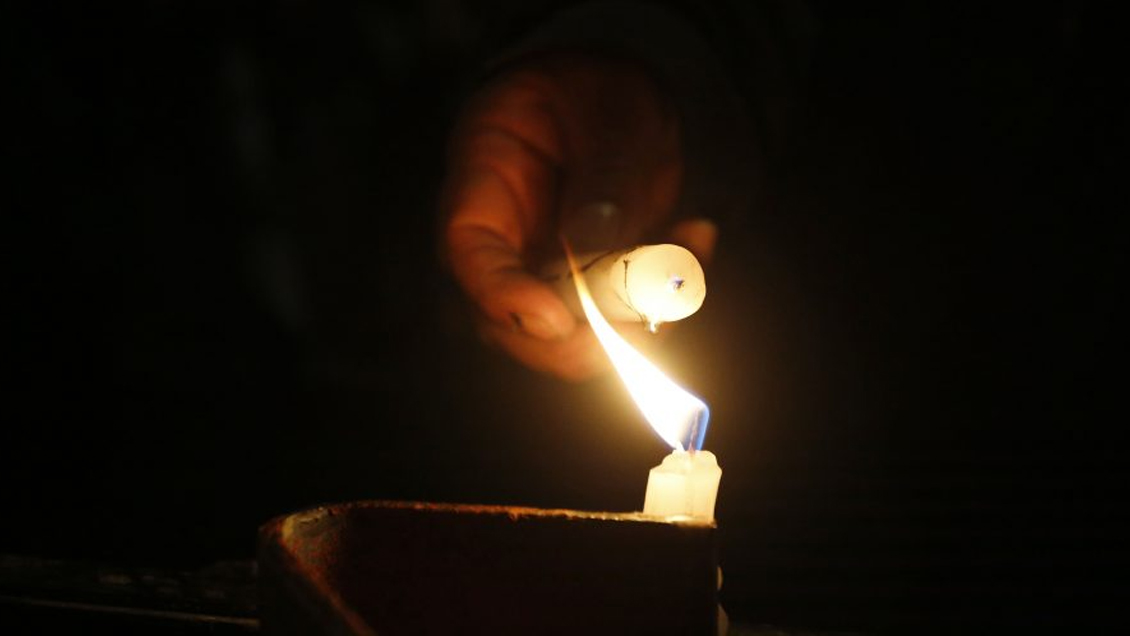 Sistema frontal provoca cortes de luz en varias comunas de la RM