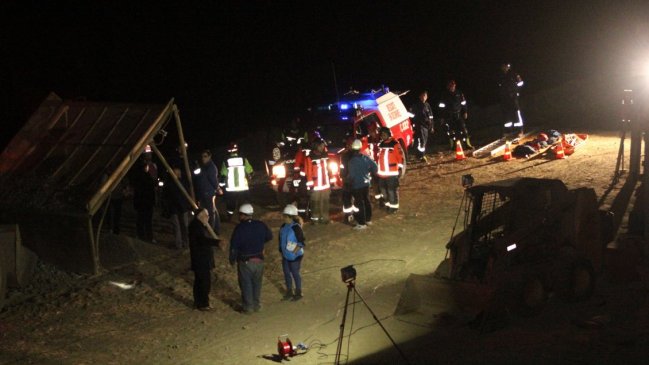 Derrumbe en mina de Tocopilla mantiene a tres personas atrapadas