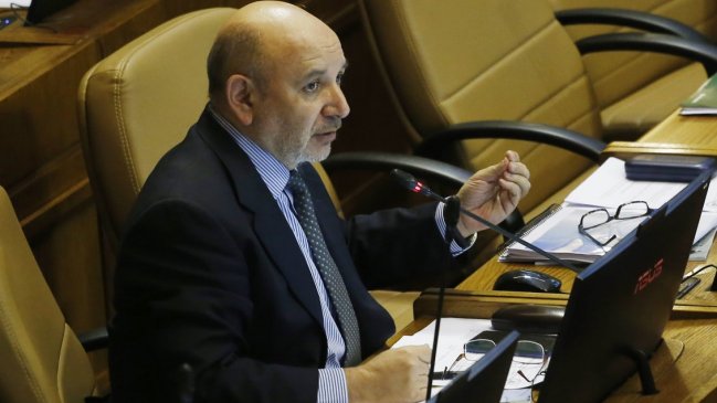 Castro: Con las licencias médicas tenemos un 