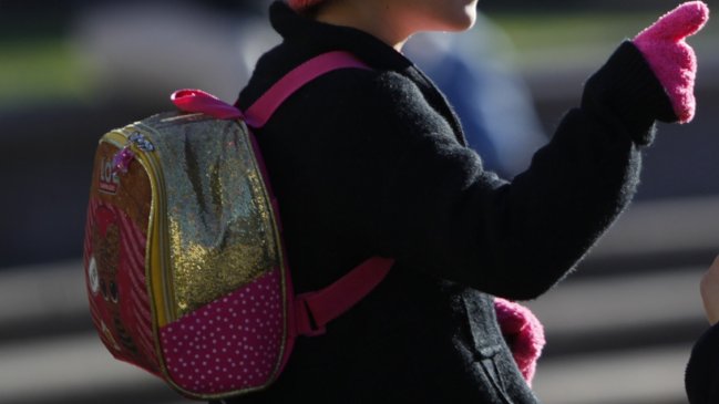 Niña de cinco años fue encontrada sola a bordo de un bus del transporte público