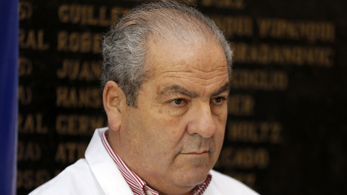 Luis Castillo no dramatiza el hecho de ser 