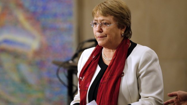 Opositor venezolano pide a Bachelet que no se deje 