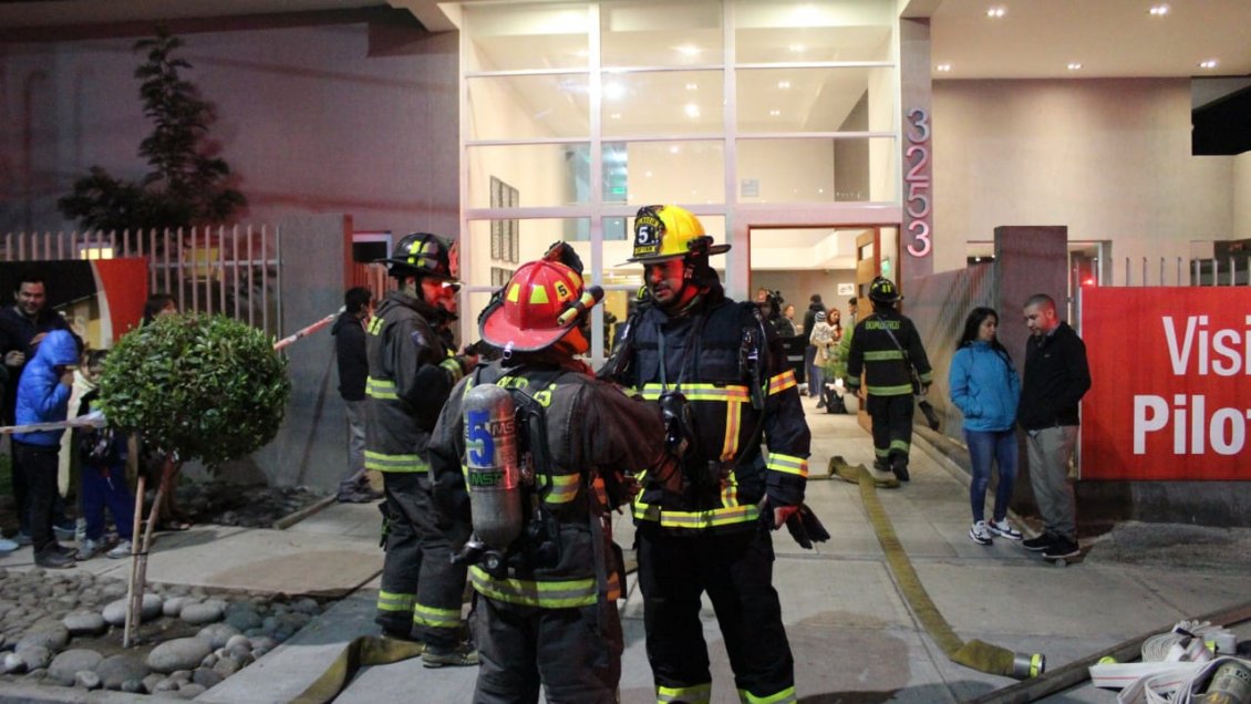 Objeto incandescente movilizó a Bomberos en sector sur de Iquique