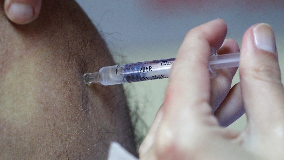 Mujer sin vacunarse se convirtió en la primera víctima de la influenza en Los Lagos