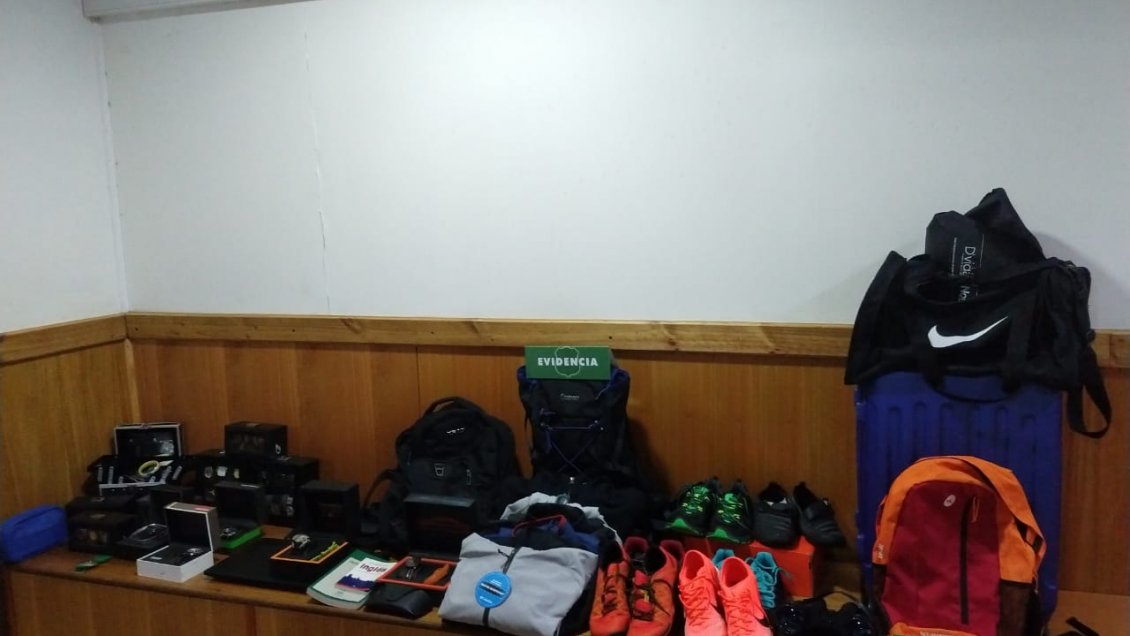 Detienen a dos menores acusados de robar en vivienda de Valdivia