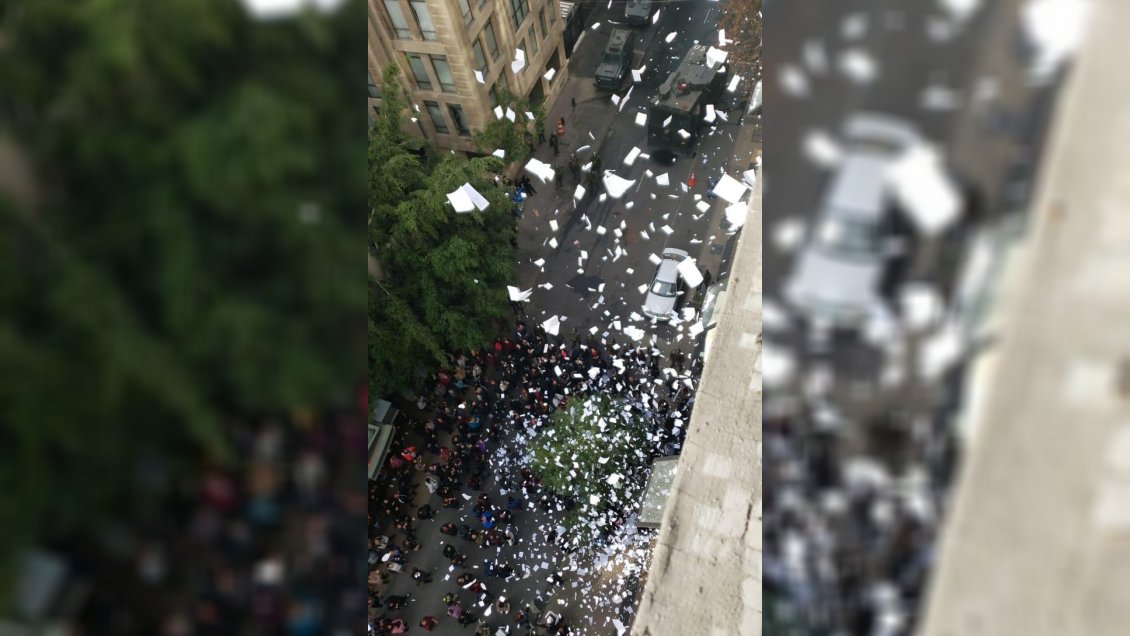 Serviu Metropolitano se querellará por destrucción de documentos durante protesta