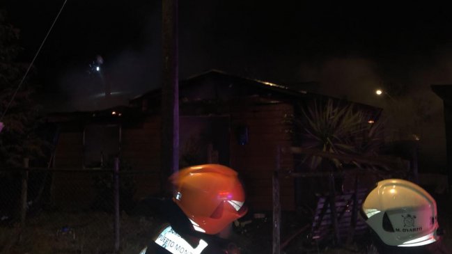 Un incendio afectó a tres viviendas en Puerto Montt