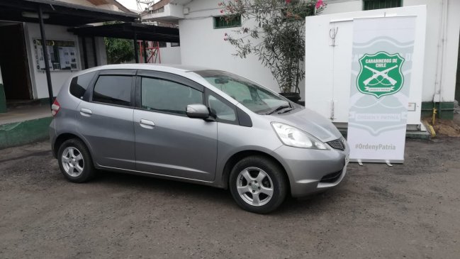 Detienen a cuatro sujetos en Arica luego de ser sorprendidos arriba de un vehículo robado