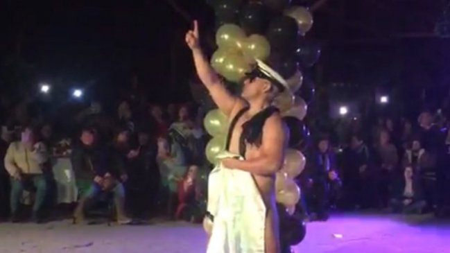 Contraloría fiscalizará fiesta municipal con vedetto en Santa Cruz