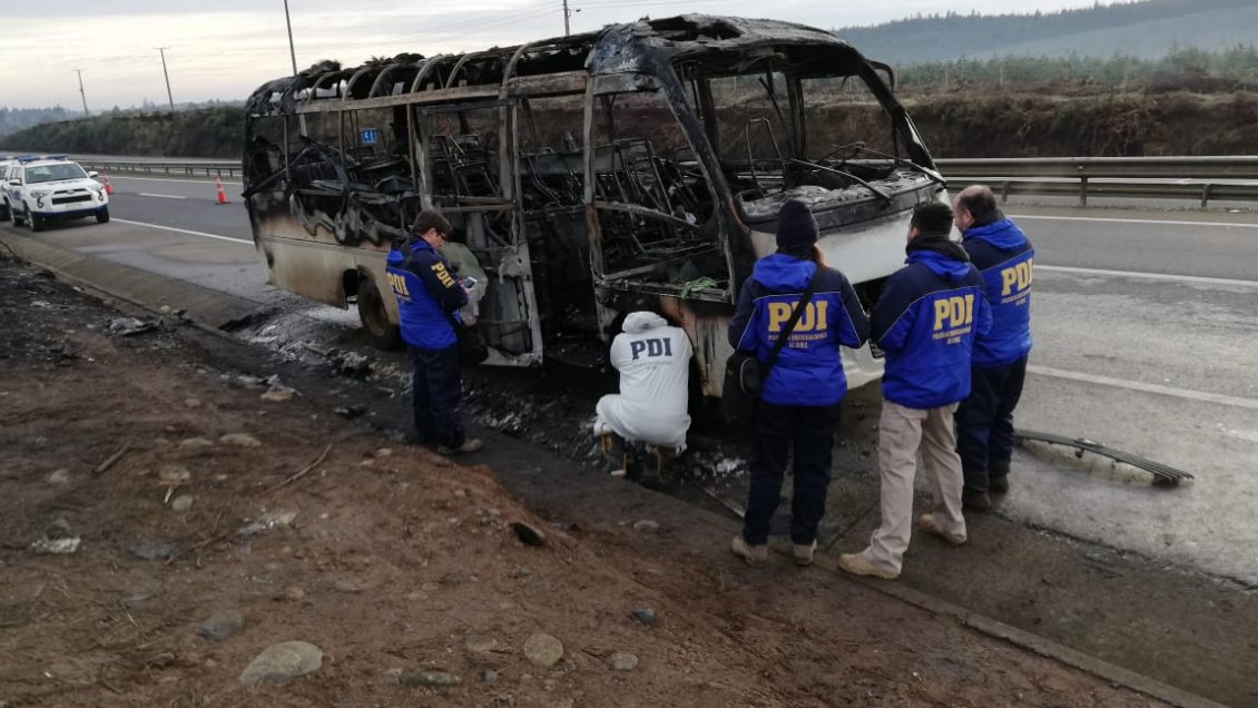 Contratistas forestales acusan indefensión tras ataque a bus en Ercilla