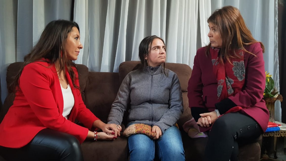 Autoridades visitaron a mujer agredida en Hospital de Victoria