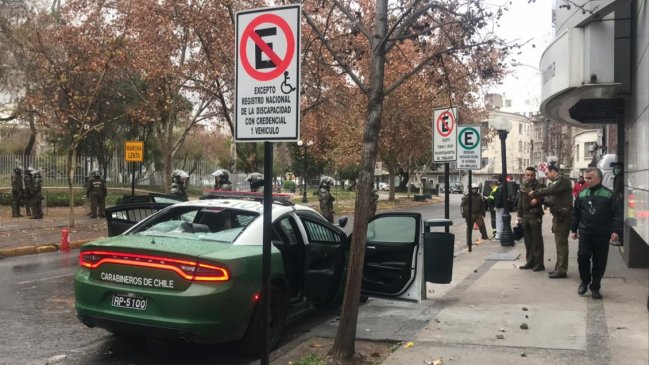 Encapuchados lanzaron piedras y una molotov a radiopatrulla