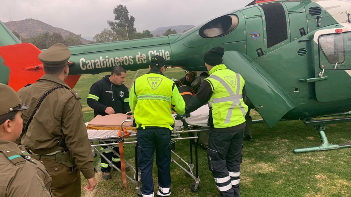 Arriero fue rescatado en Los Andes tras permanecer más de 10 horas en una quebrada