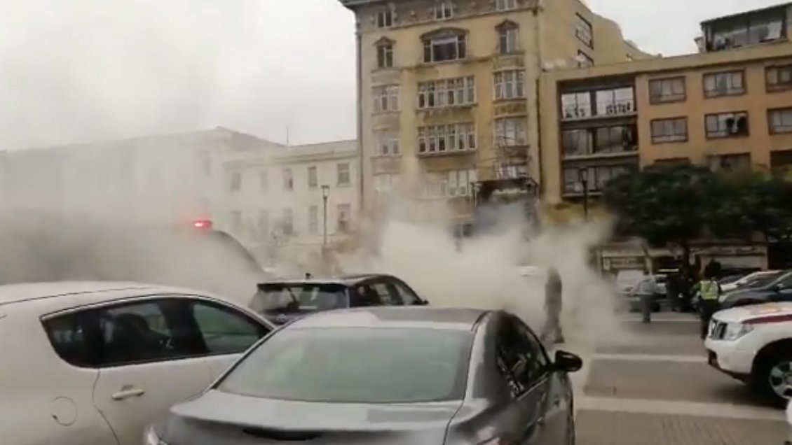 Profesores se tomaron el hall de la Intendencia de Valparaíso