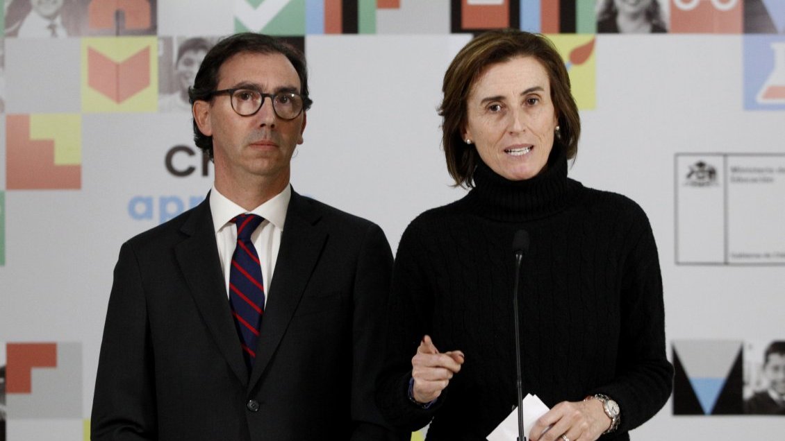 Ministra de Educación se reunirá este miércoles con el Colegio de Profesores