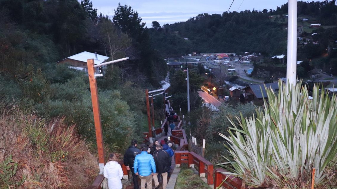 Inauguran plaza basada en la cosmovisión mapuche en Bahía Mansa