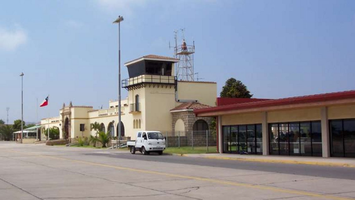 Maleta no identificada provocó evacuación en aeródromo de La Serena