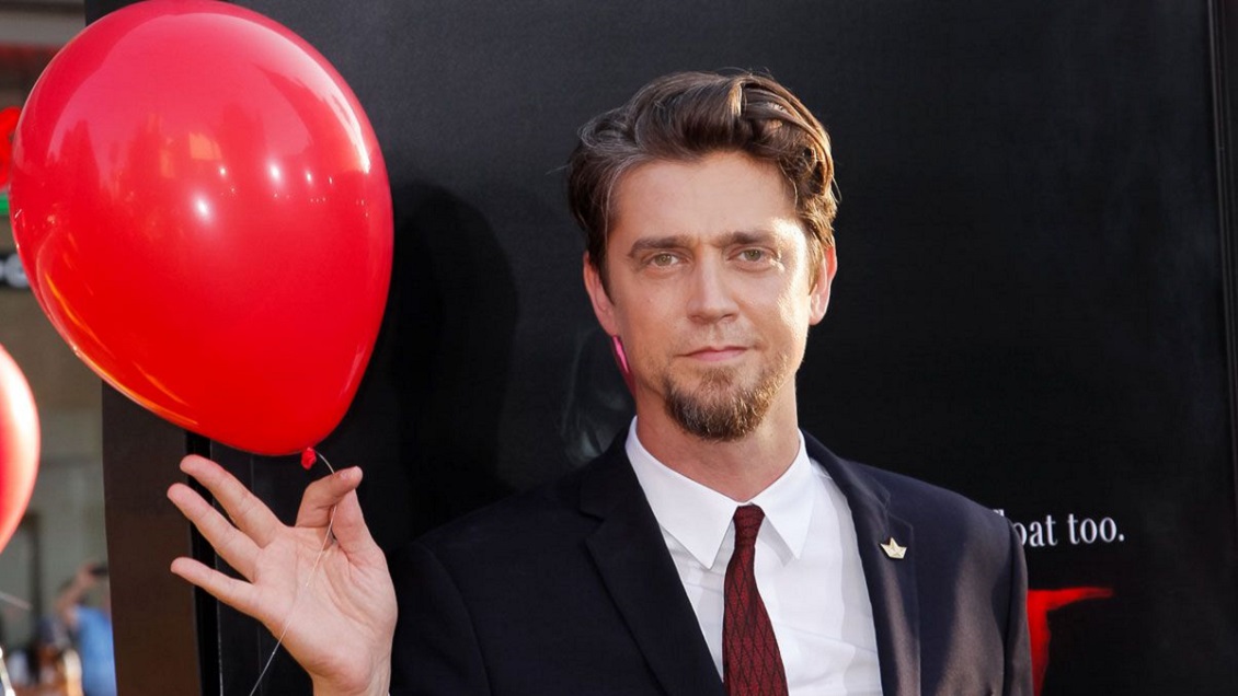 Warner Bros. sondea a director de 