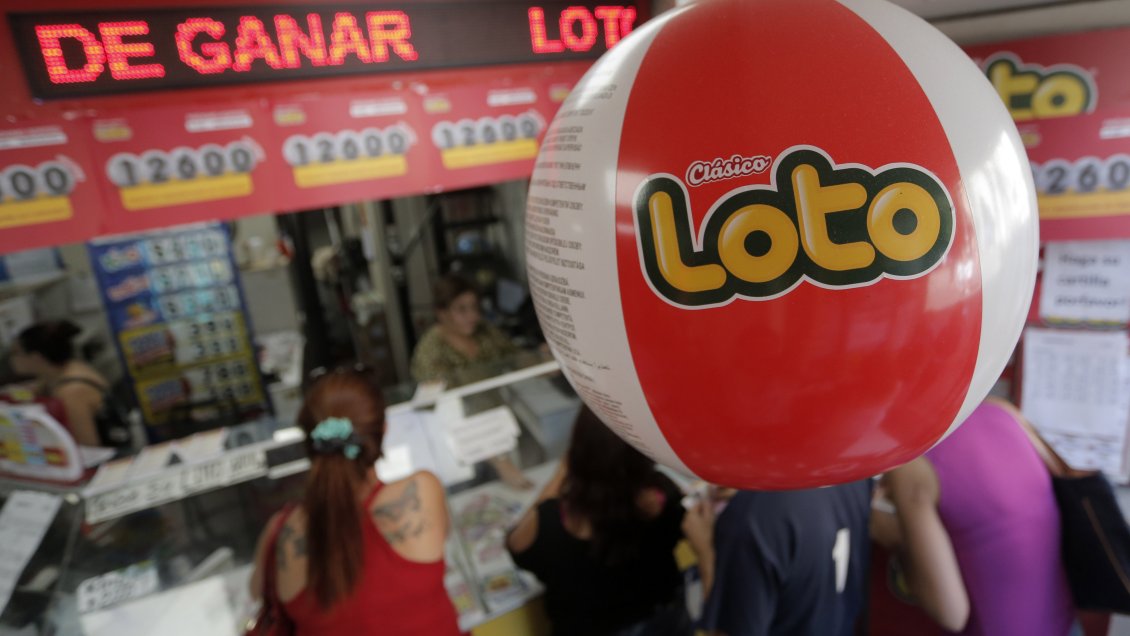 Contraloría detectó mal uso de 2.200 millones de pesos en premios caducados del Loto en 2016
