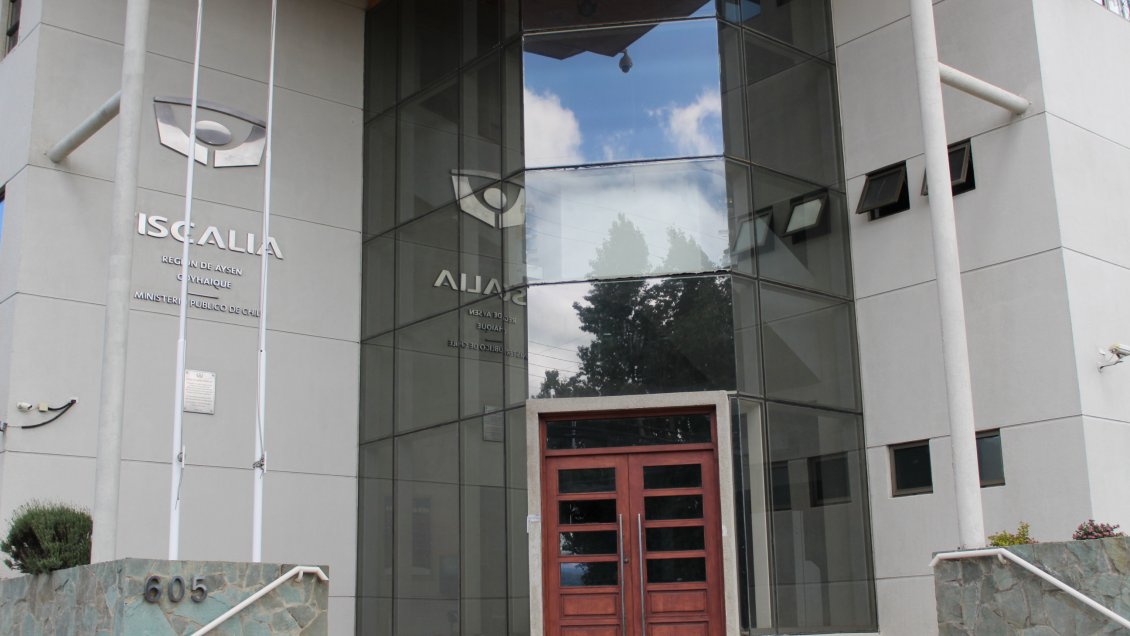 Absuelven a los cinco imputados por atentado a fiscal Pedro Poblete de Puerto Aysén