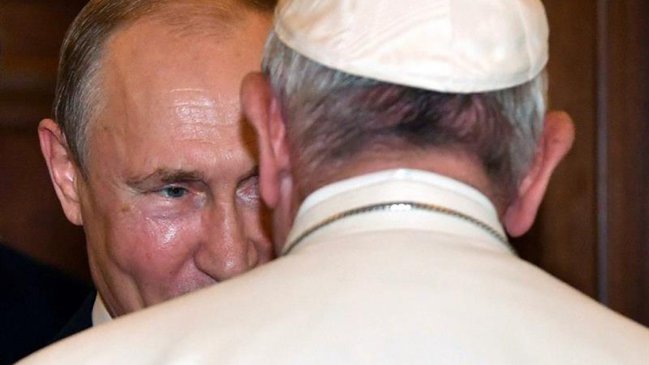 ¿Qué hablaron el papa y Putin en el Vaticano?