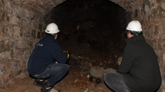 Inédito hallazgo de un misterioso túnel en avenida La Paz revive parte de la historia de Santiago