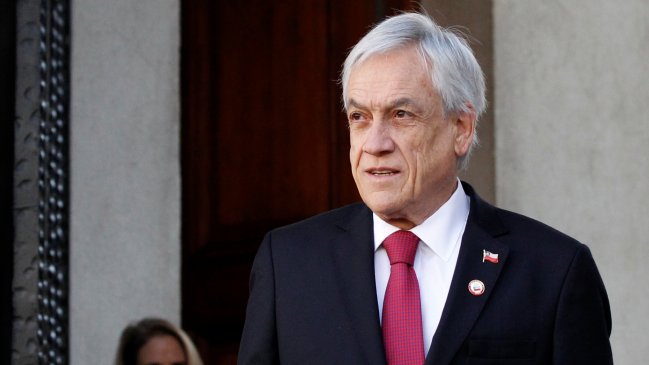 Gobierno prohibirá ingreso a Chile de más de 100 personas 