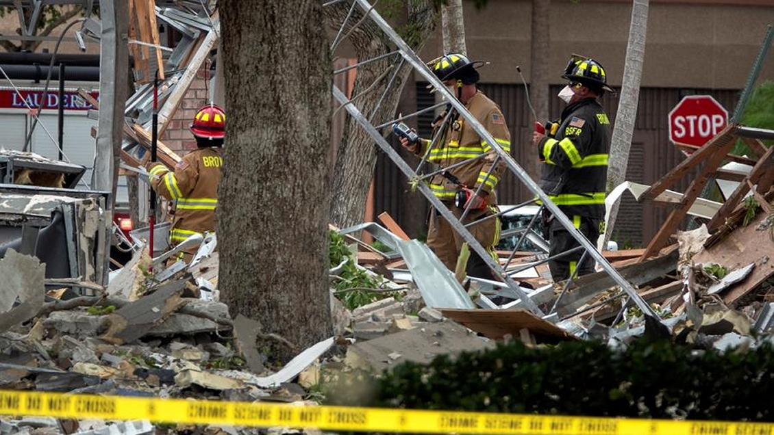 EE.UU: Explosión en un centro comercial dejó 21 heridos en Florida